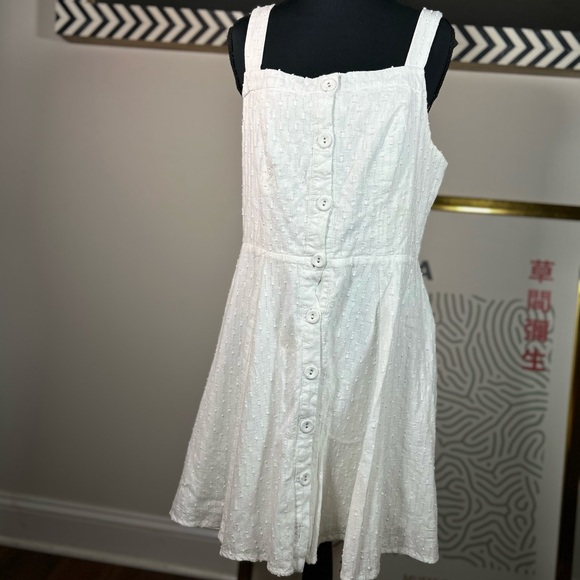 Gianni Bini White Backless Dress - Picture 5 of 5